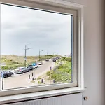 Apartment Vernieuwd Zeezicht Zee Luxe *