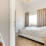 Apartment Vernieuwd Zeezicht Zee Luxe