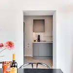 Apartment Vernieuwd Zeezicht Zee Luxe *